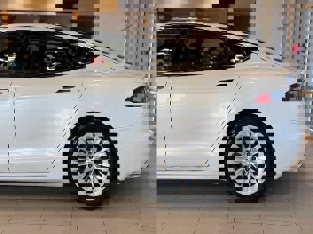 Used 2019 Tesla Model S Long Range AWD/4WD image 9