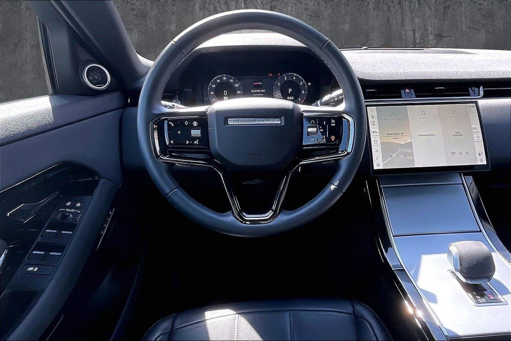 Used 2025 Land Rover Range Rover Evoque S image 8