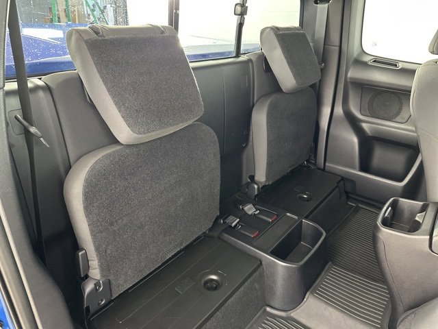 Used 2016 Toyota Tacoma TRD Sport image 28