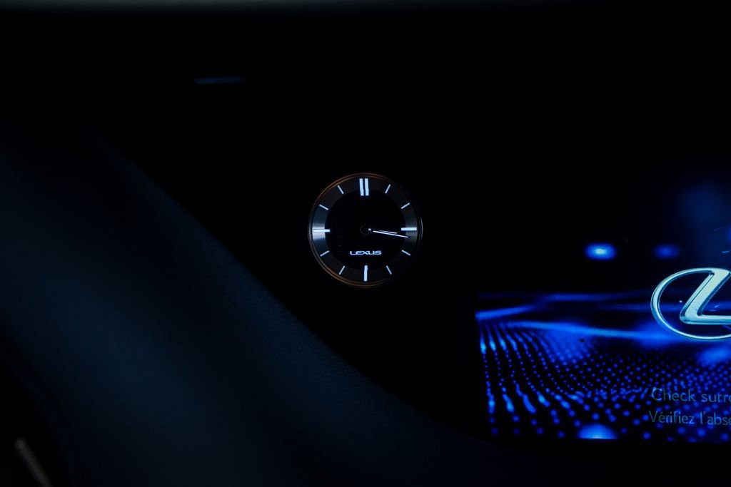 Used 2018 Lexus LS 500 F Sport w/ Accessory Package (Z2) image 45