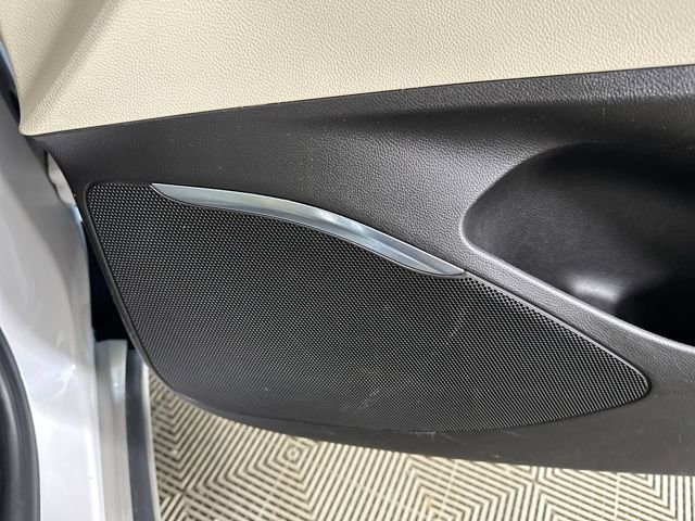 Used 2018 Buick Enclave Essence image 29