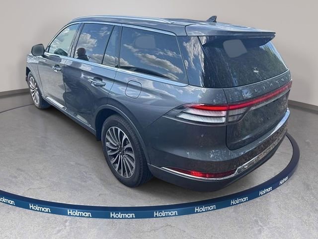 Used 2023 Lincoln Aviator AWD w/ Premium Package image 4