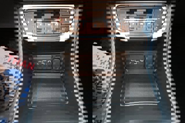 Used 2022 GMC Terrain SLE w/ Driver Convenience Package image 29