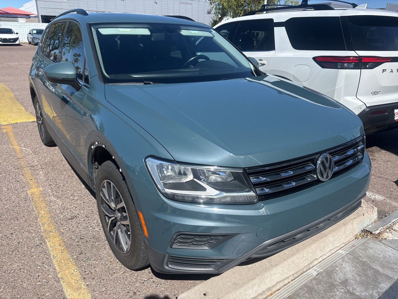 Used 2019 Volkswagen Tiguan SE image 11