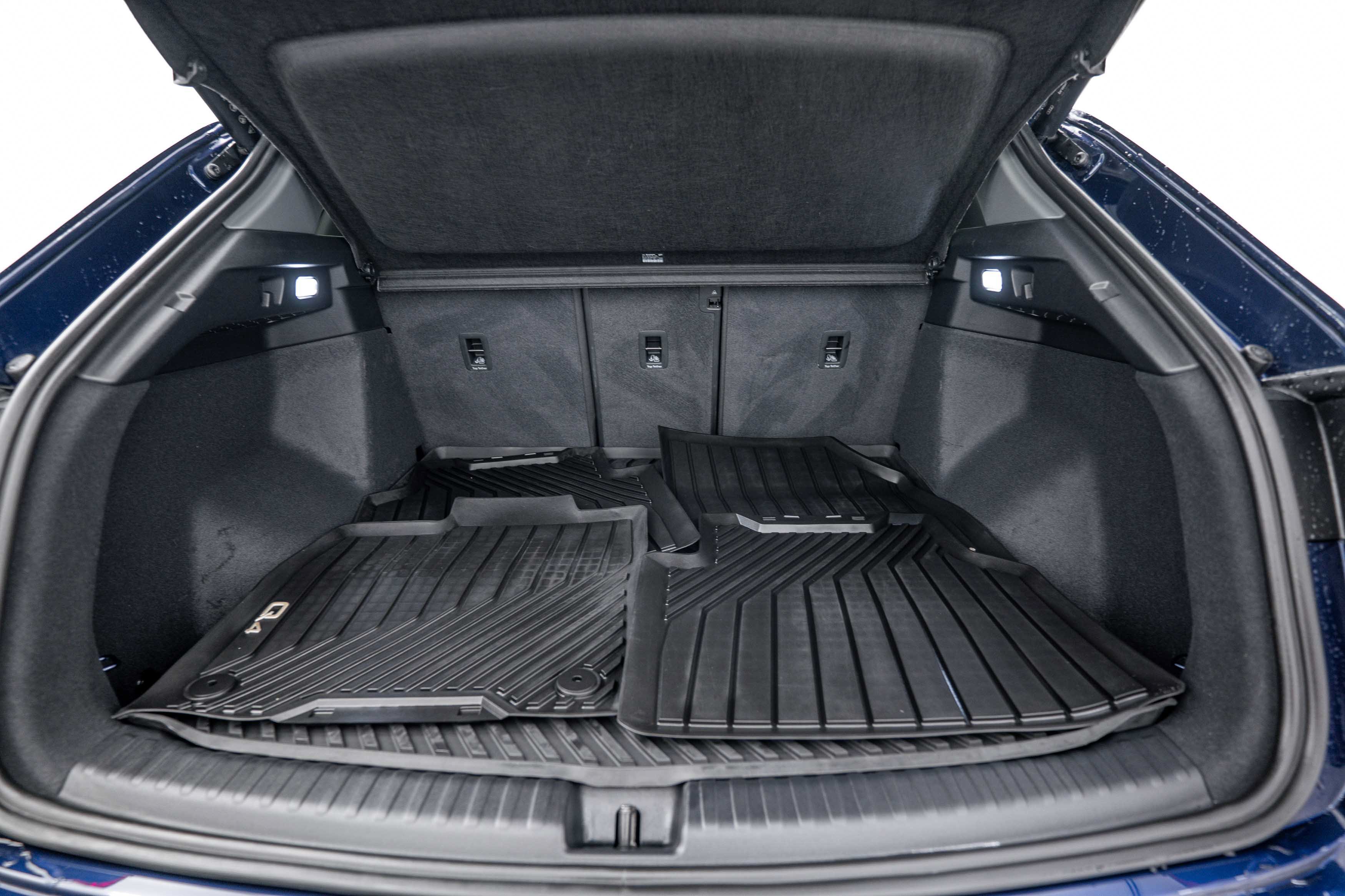 Certified 2024 Audi Q4 e-tron Premium Plus AWD/4WD image 19