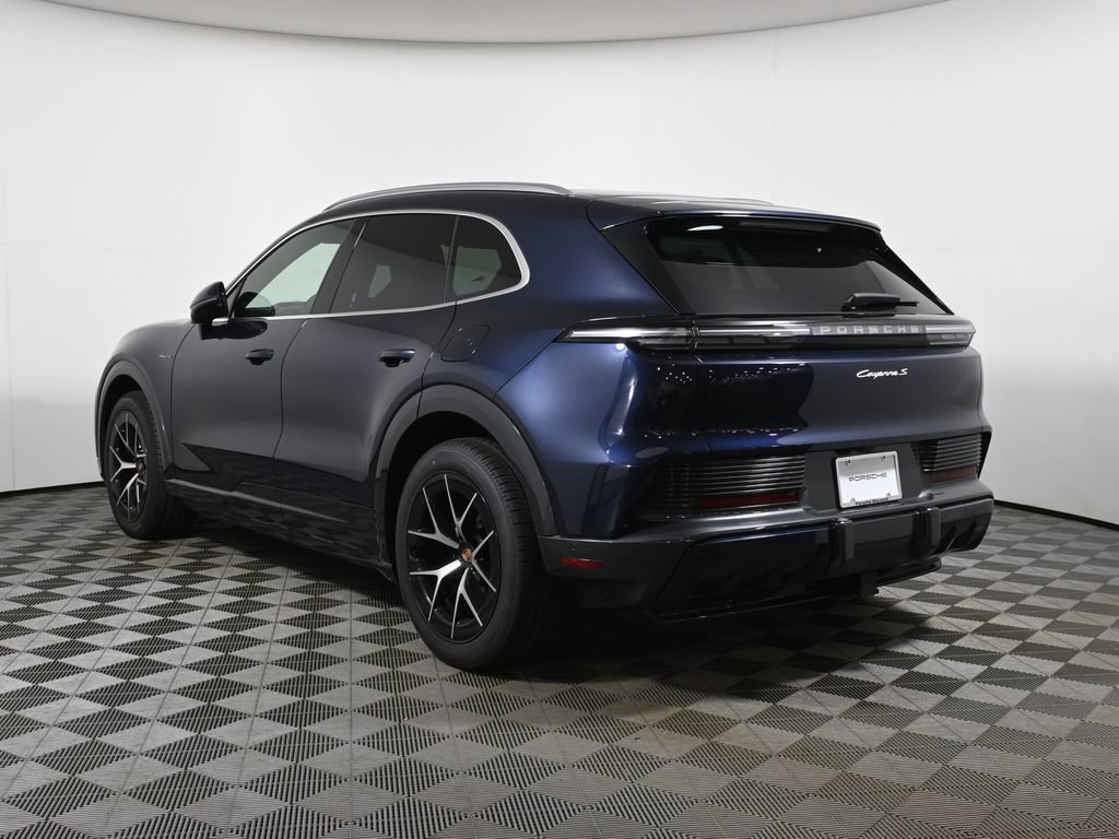 New 2026 Porsche Cayenne S AWD/4WD image 3
