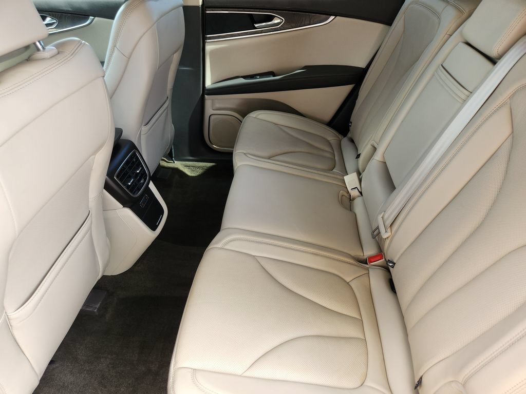 Used 2017 Lincoln MKX Reserve w/ Lincoln MKX Climate Package AWD/4WD image 19