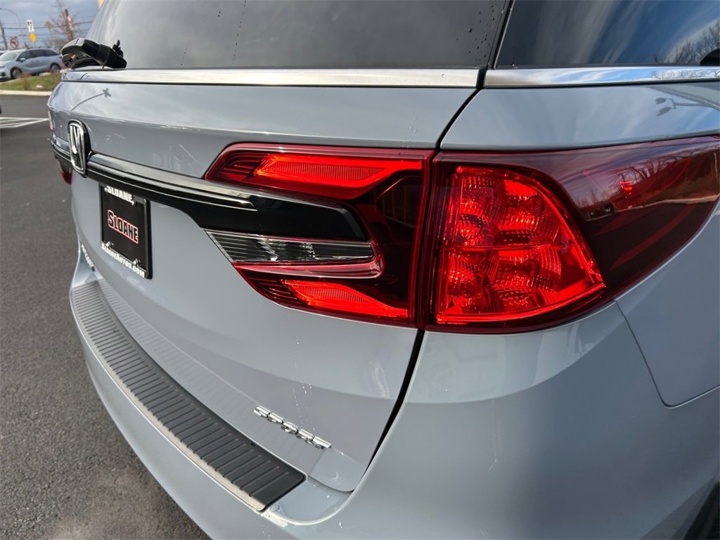 Used 2023 Honda Odyssey Sport image 21