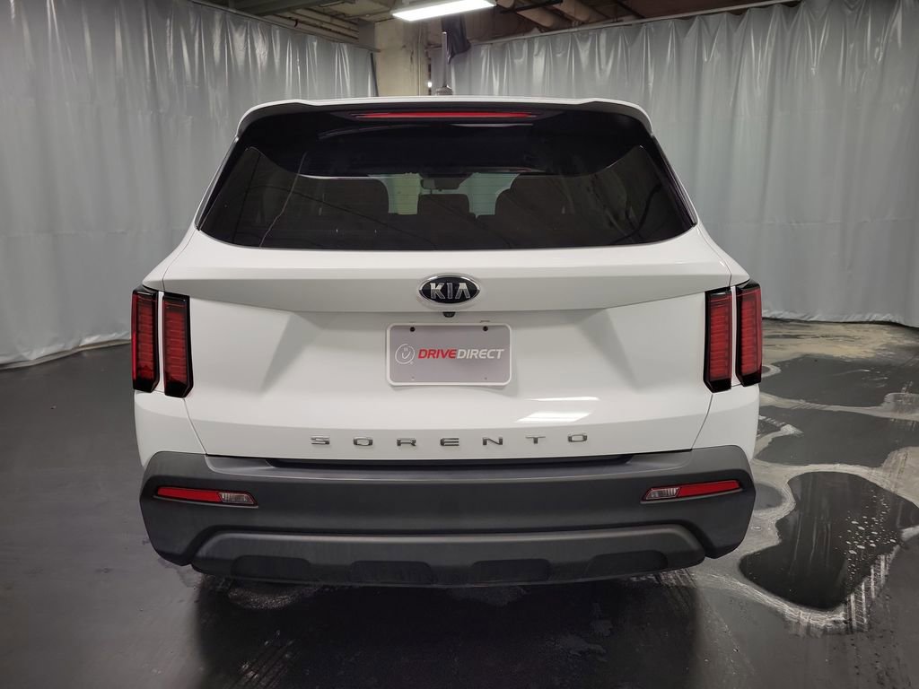 Used 2021 Kia Sorento LX image 7