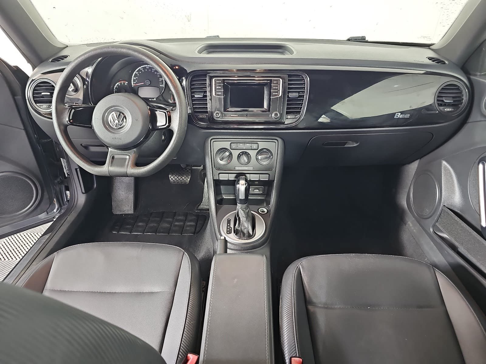Used 2016 Volkswagen Beetle 1.8T S FWD image 11
