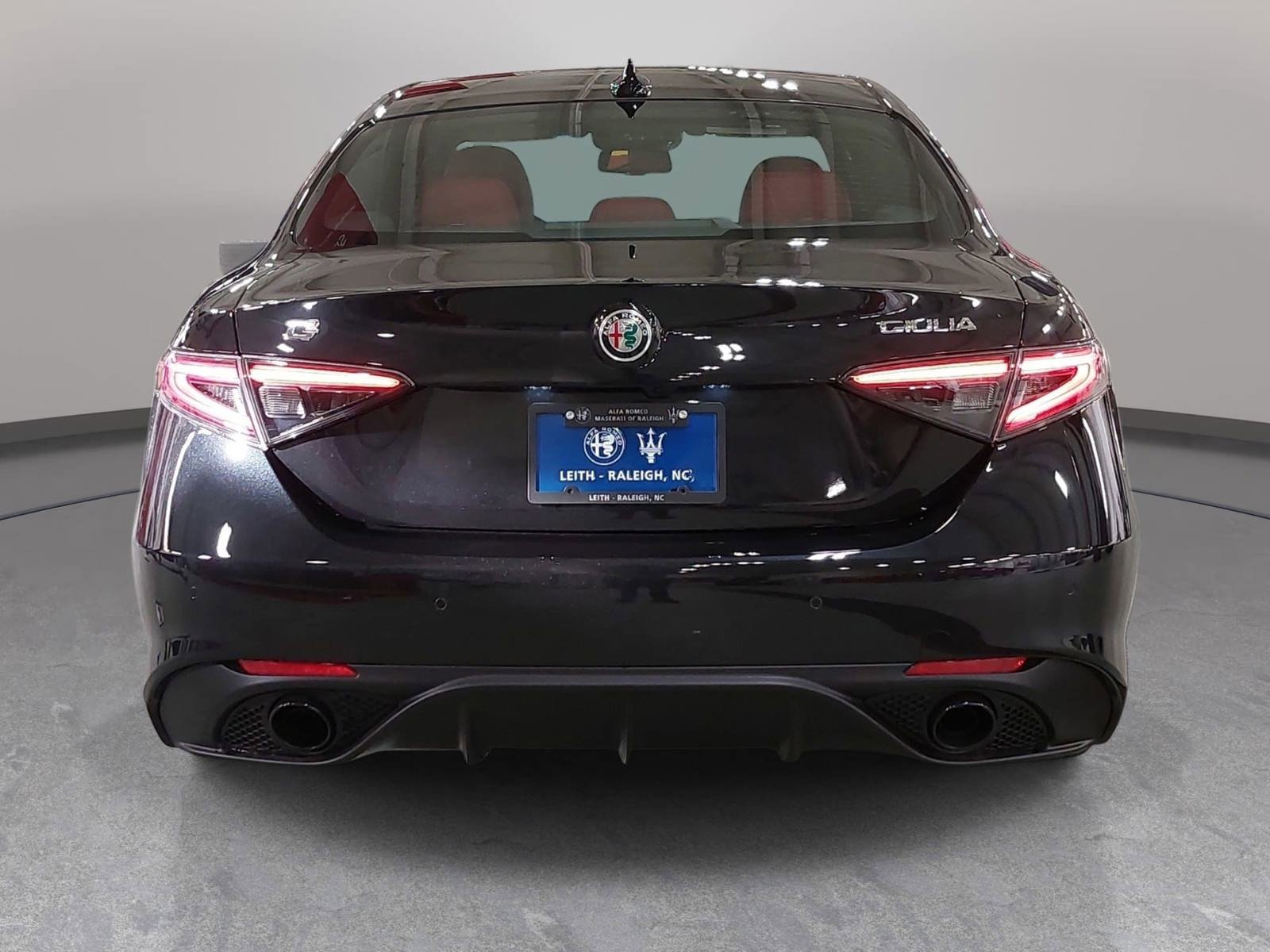 New 2025 Alfa Romeo Giulia w/ Veloce Package Rwd image 6