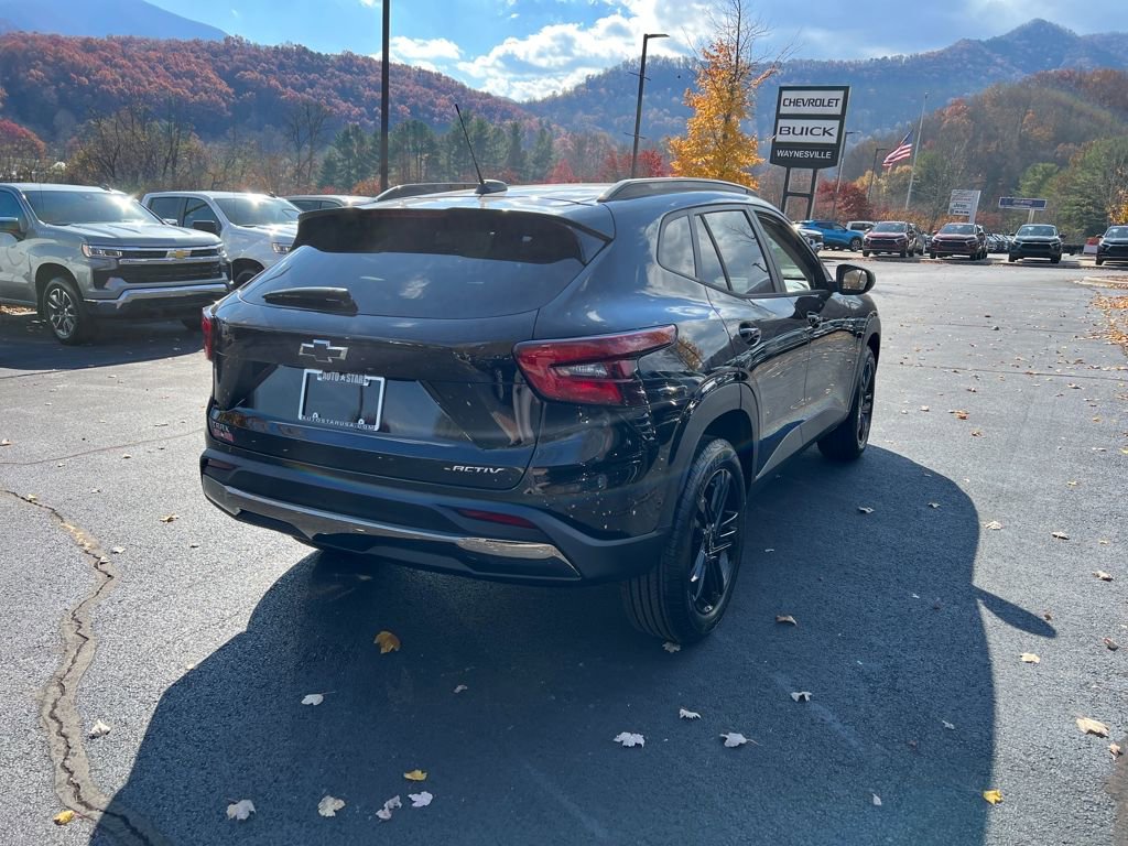 New 2025 Chevrolet Trax ACTIV w/ Driver Confidence Package image 3