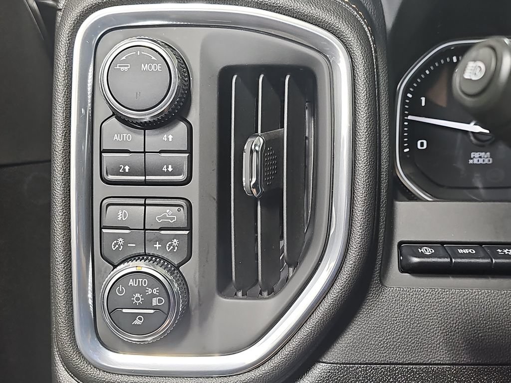 Certified 2023 GMC Sierra 2500 AT4 w/ AT4 Premium Plus Package AWD/4WD image 31