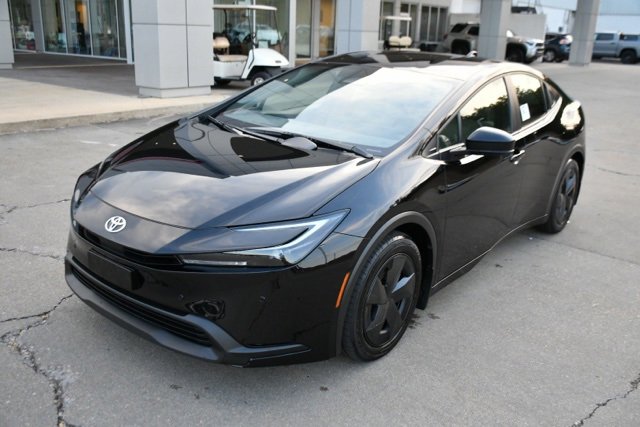 New 2026 Toyota Prius LE image 1