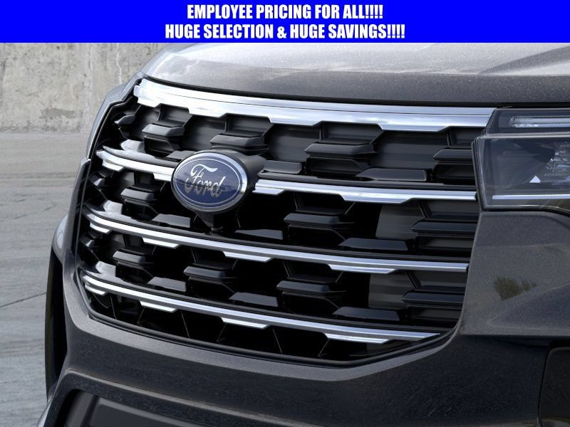 New 2026 Ford Explorer Active AWD/4WD image 17