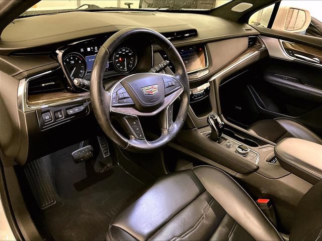 Used 2020 Cadillac XT5 Premium Luxury w/ Platinum Package AWD/4WD image 12