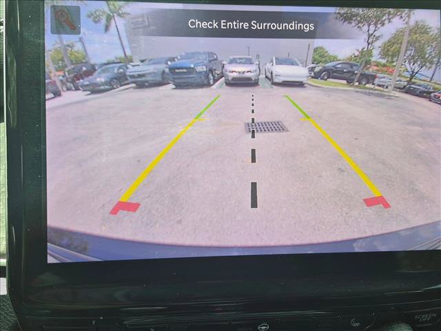 Used 2022 Jeep Grand Cherokee Limited AWD/4WD image 18