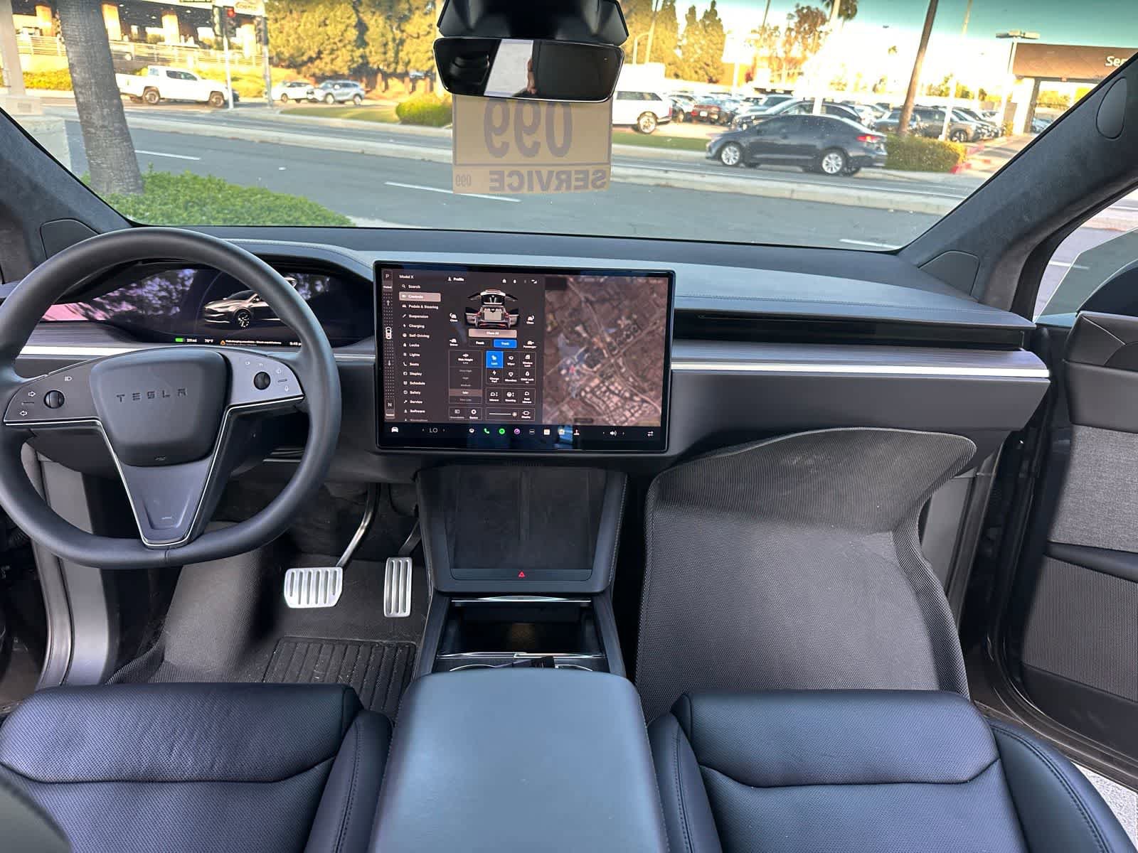 Used 2024 Tesla Model X image 21