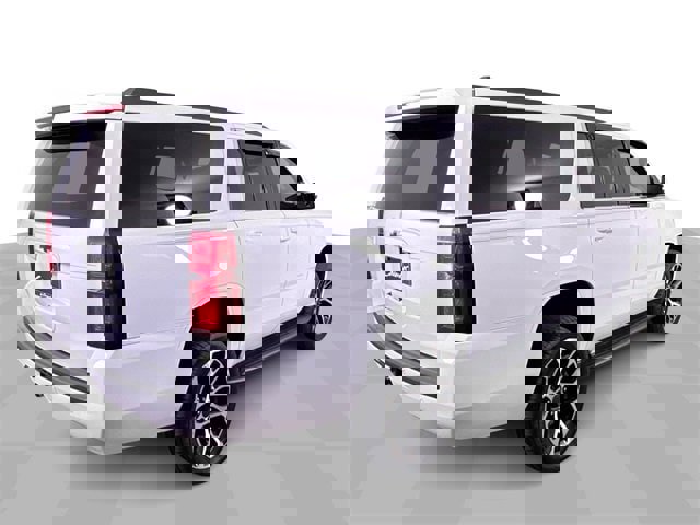 Used 2019 Chevrolet Suburban LT image 8