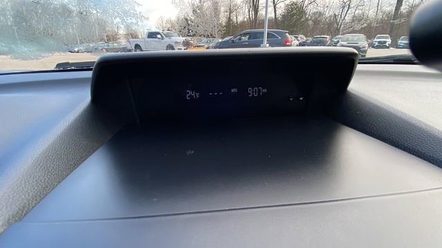 Used 2021 Subaru Forester Premium image 21