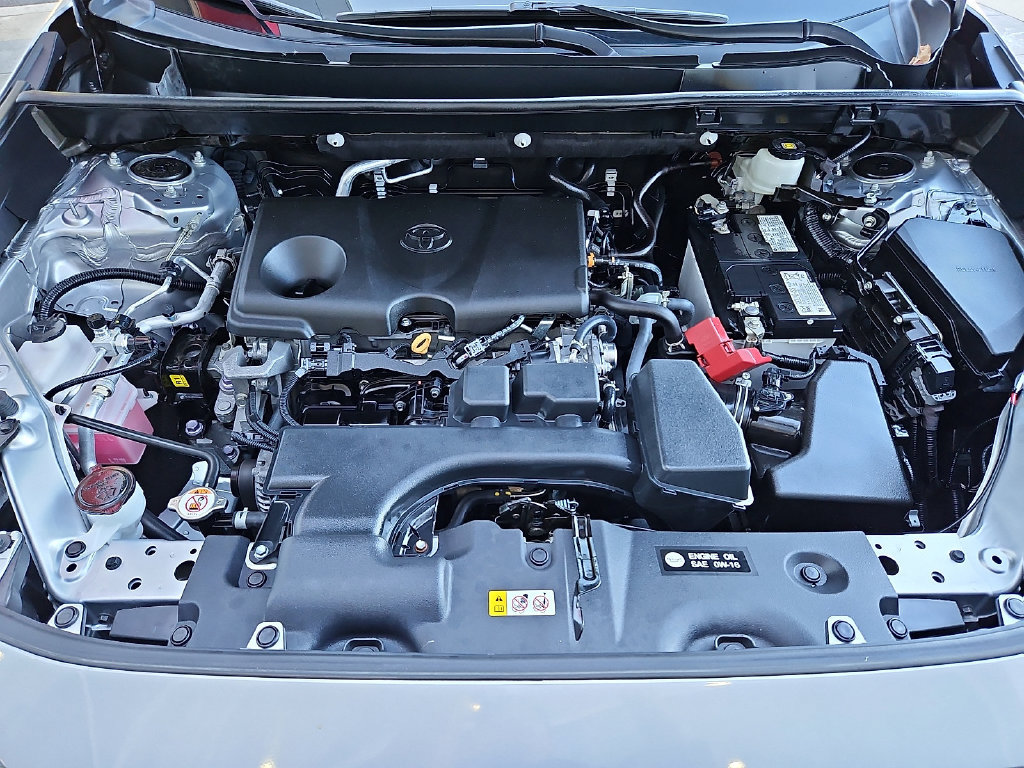 Certified 2023 Toyota RAV4 LE AWD/4WD image 11