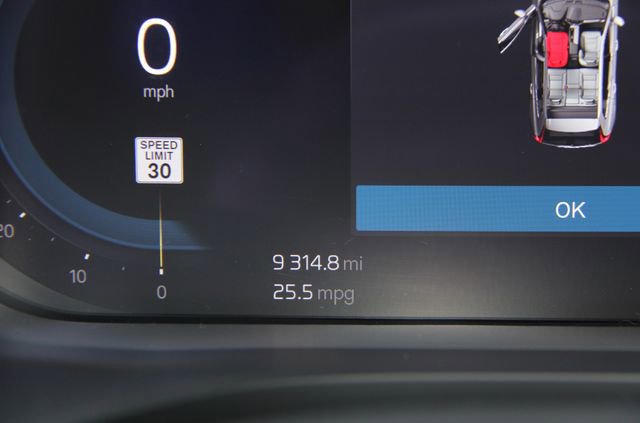 Used 2023 Volvo XC60 B5 Plus w/ Protection Package Premier image 20