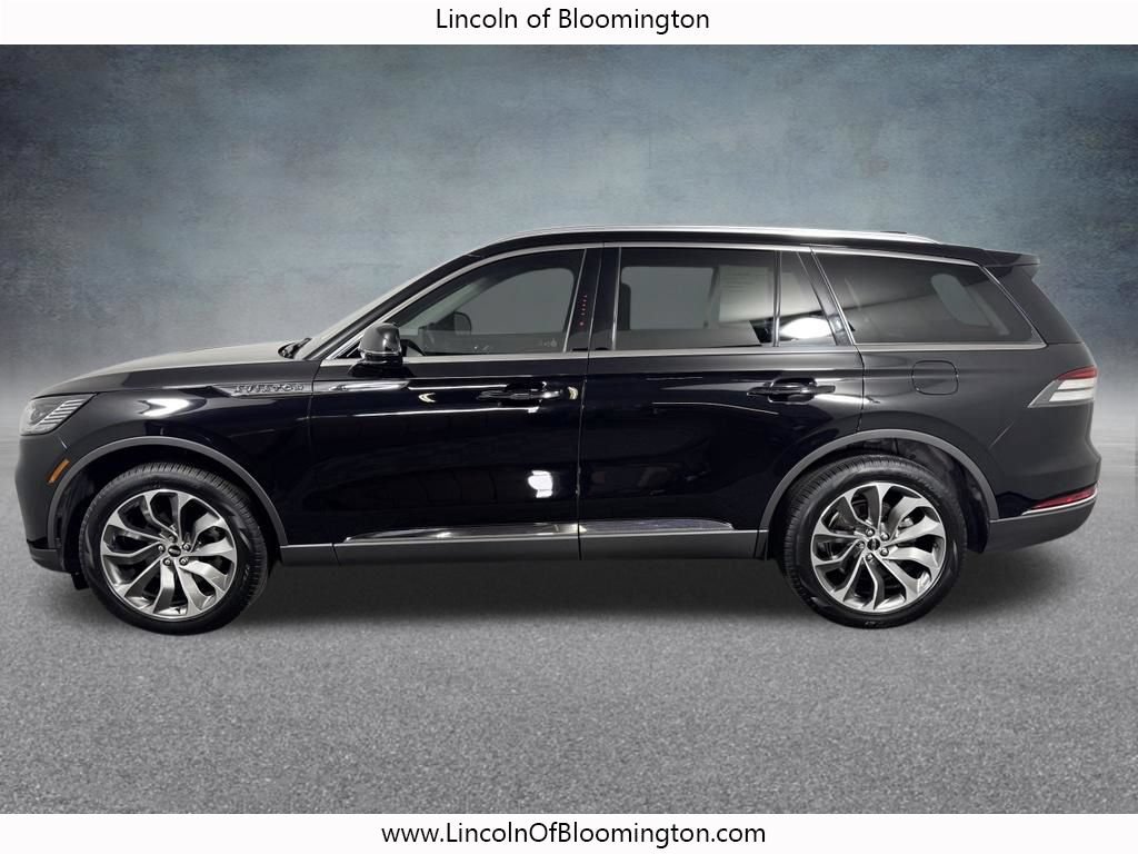 Used 2025 Lincoln Aviator Reserve AWD/4WD image 6
