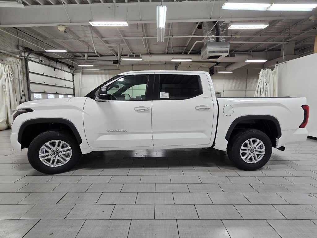 New 2026 Toyota Tundra SR5 image 13