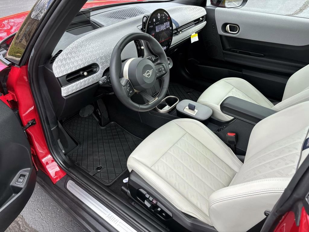 Certified 2025 MINI Cooper S image 25