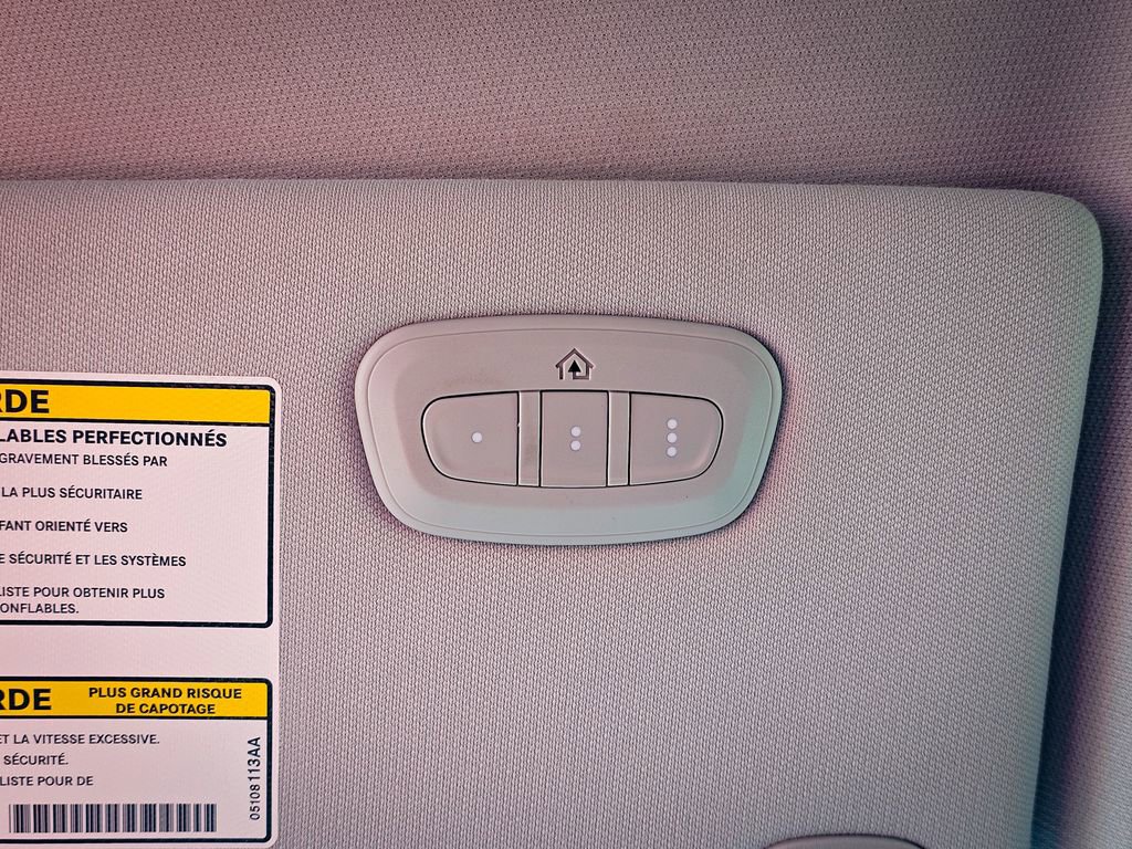 Used 2020 Jeep Cherokee Limited image 28