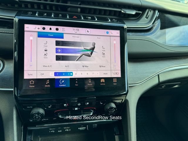 Used 2023 Jeep Grand Cherokee Overland w/ Luxury Tech Group IV AWD/4WD image 18