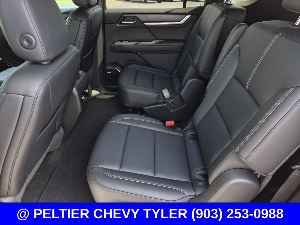 Used 2026 GMC Acadia Elevation w/ Elevation Premium Package FWD image 41
