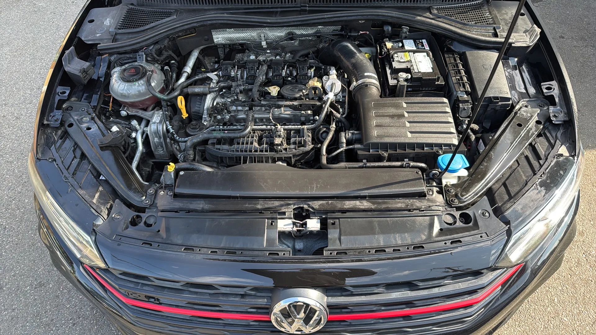 Used 2019 Volkswagen Jetta GLI image 24