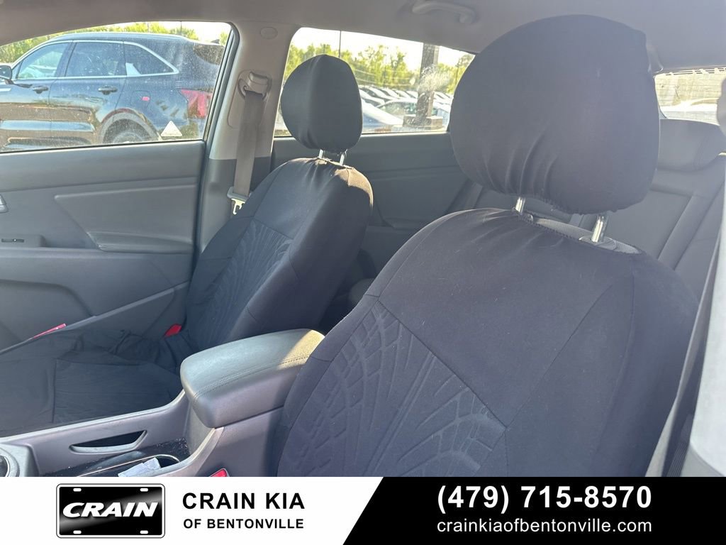 Used 2016 Kia Sportage LX image 11