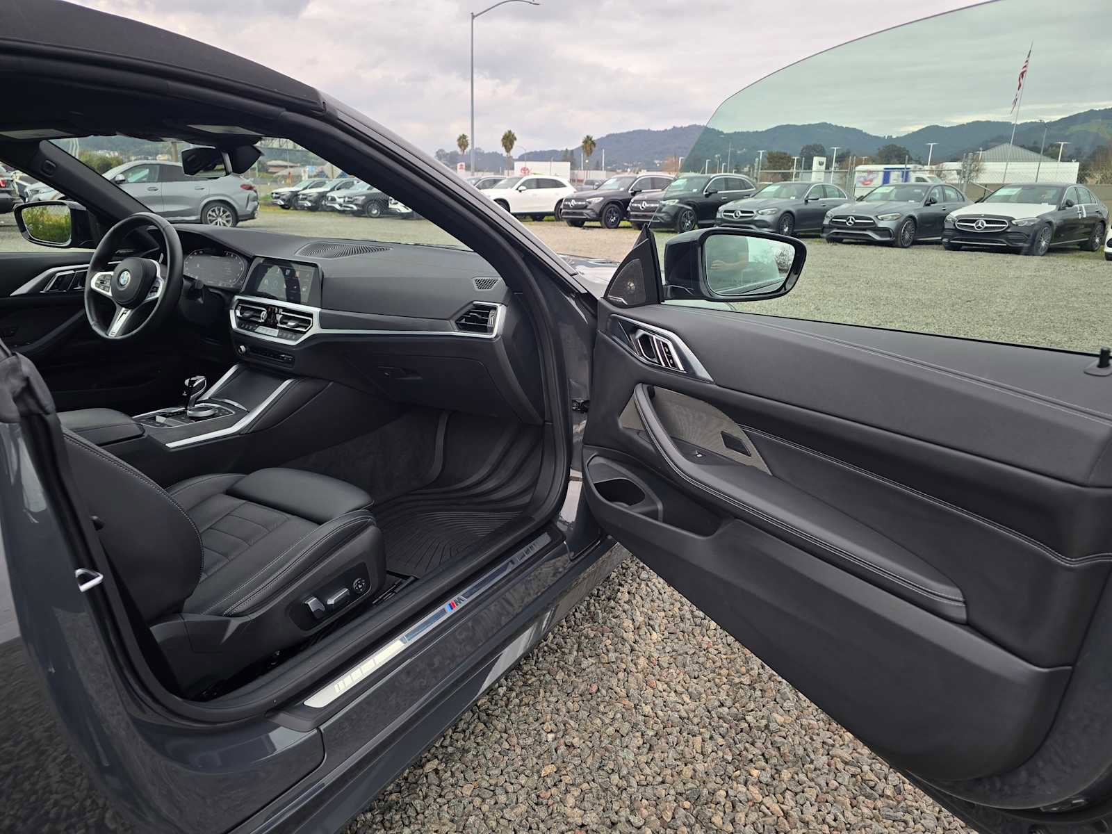 Used 2023 BMW 440i xDrive Convertible w/ Premium Package image 12