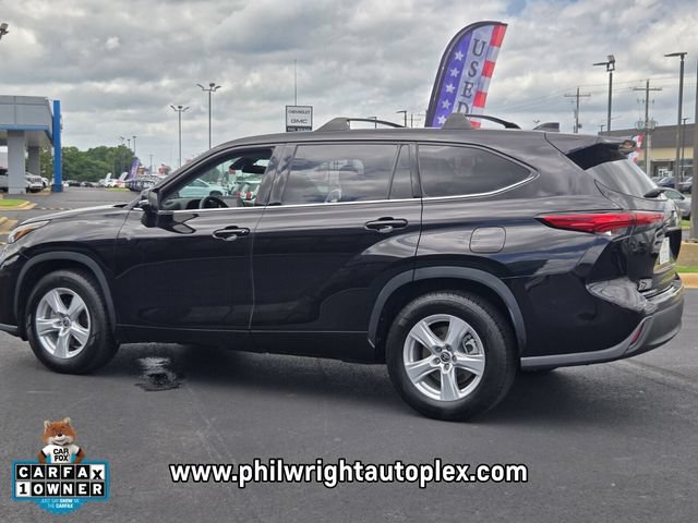 Used 2021 Toyota Highlander L FWD image 5