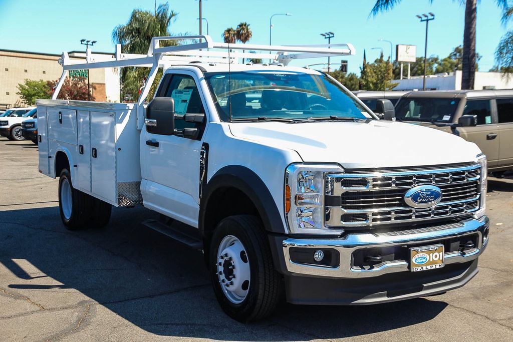 New 2024 Ford F450 XL w/ XL Chrome Package RWD image 3