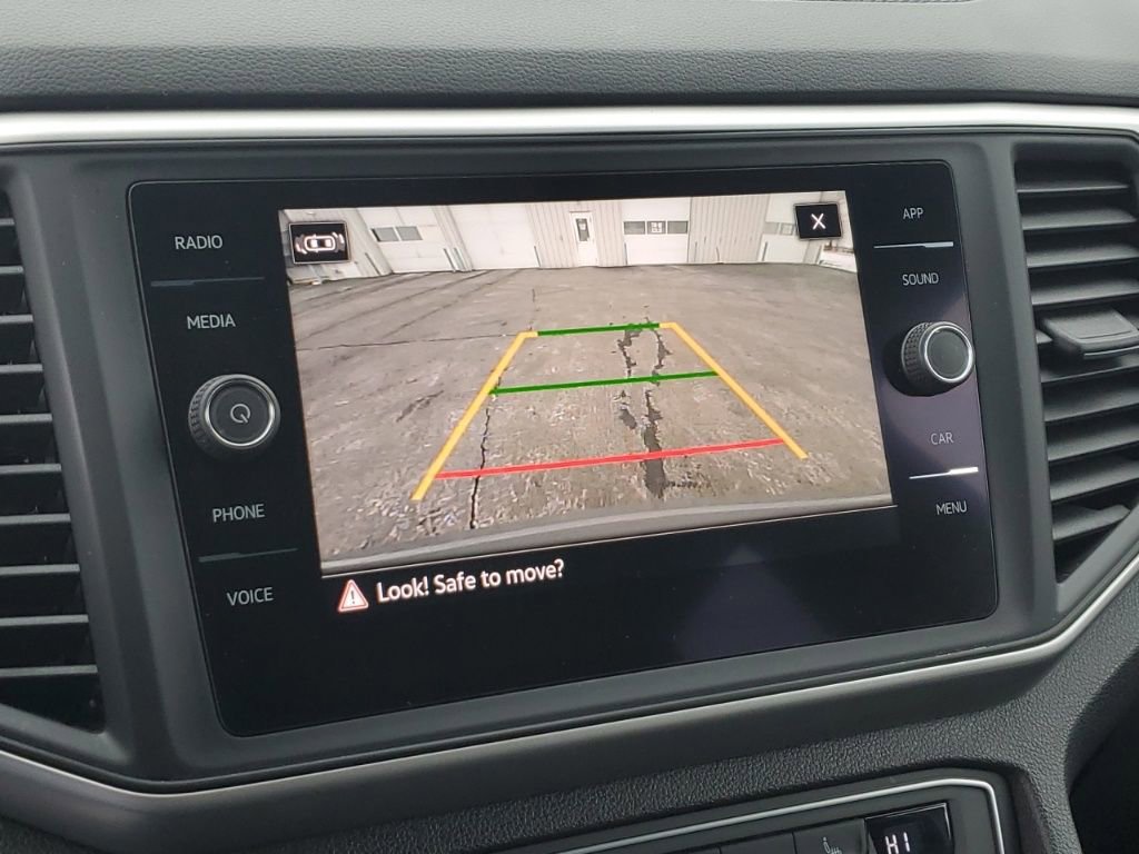 Used 2021 Volkswagen Atlas Cross Sport SE image 23