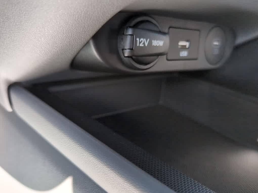 New 2026 Hyundai Elantra SE FWD image 34
