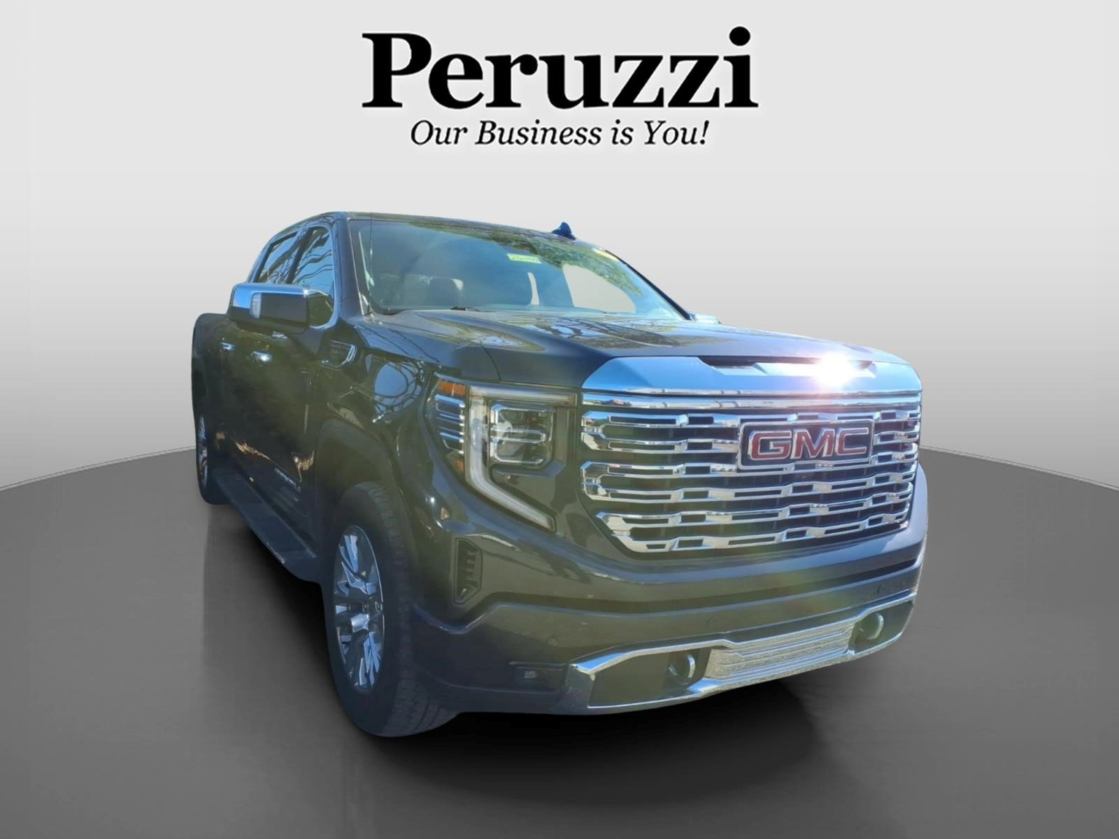 Used 2022 GMC Sierra 1500 Denali image 1