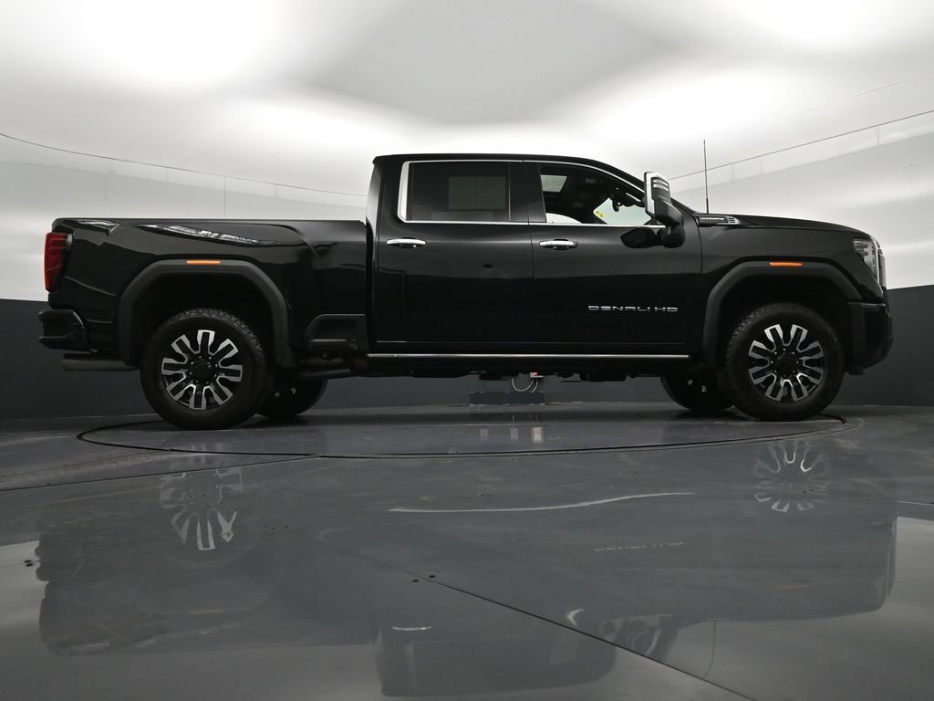 Used 2025 GMC Sierra 2500 Denali Ultimate AWD/4WD image 28