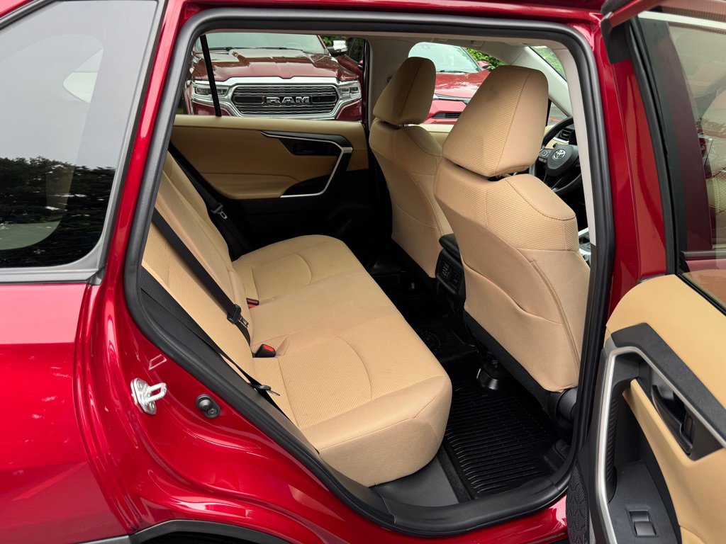 Used 2023 Toyota RAV4 LE image 10