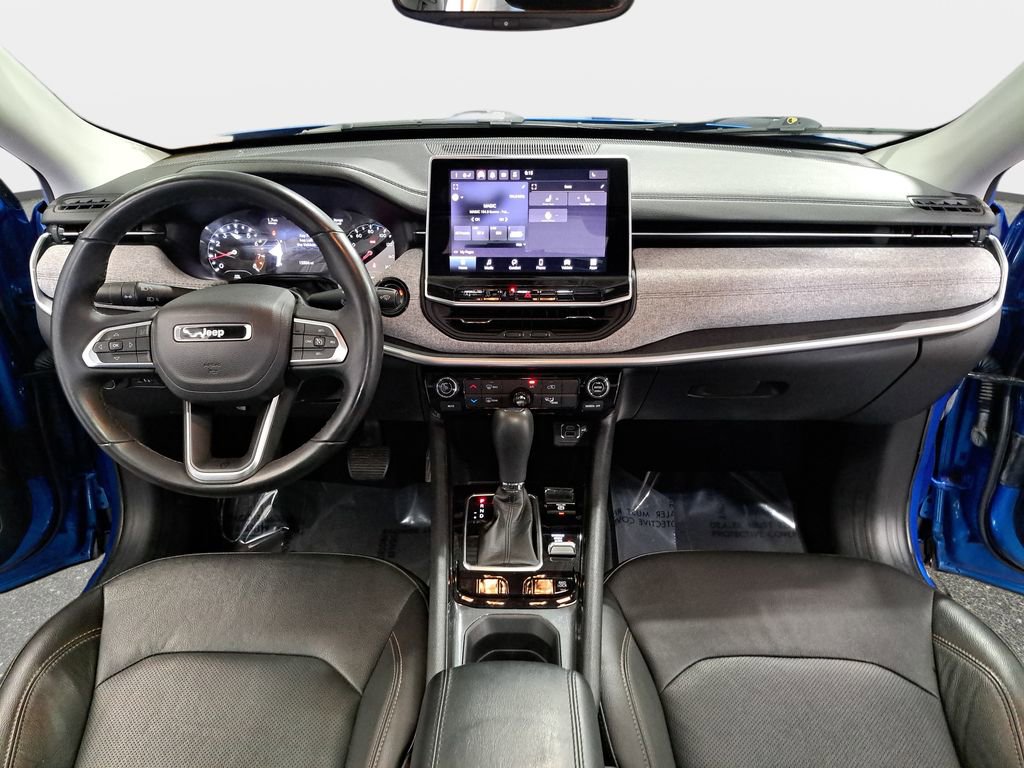 Certified 2022 Jeep Compass Latitude w/ Sun and Sound Group image 9