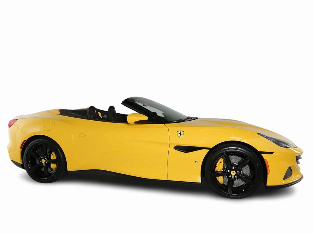 Used 2022 Ferrari Portofino M RWD image 12