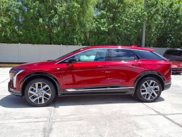 New 2026 Cadillac Optiq Luxury 1 RWD image 2