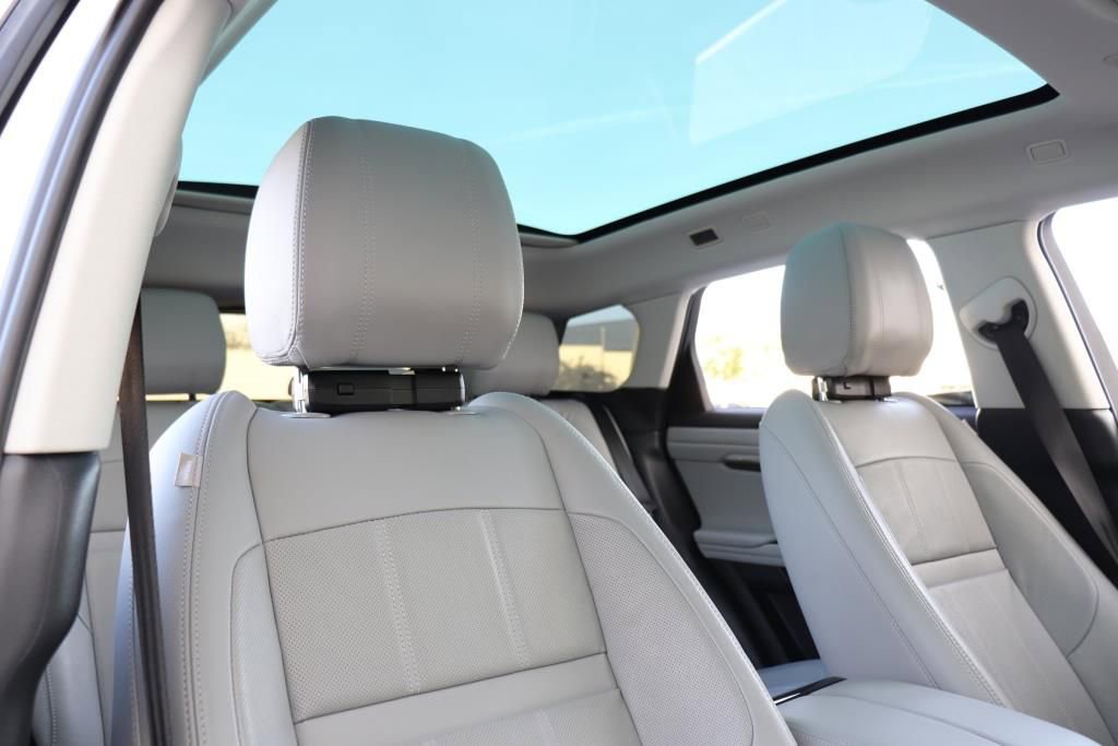 Used 2021 Land Rover Range Rover Evoque S image 61