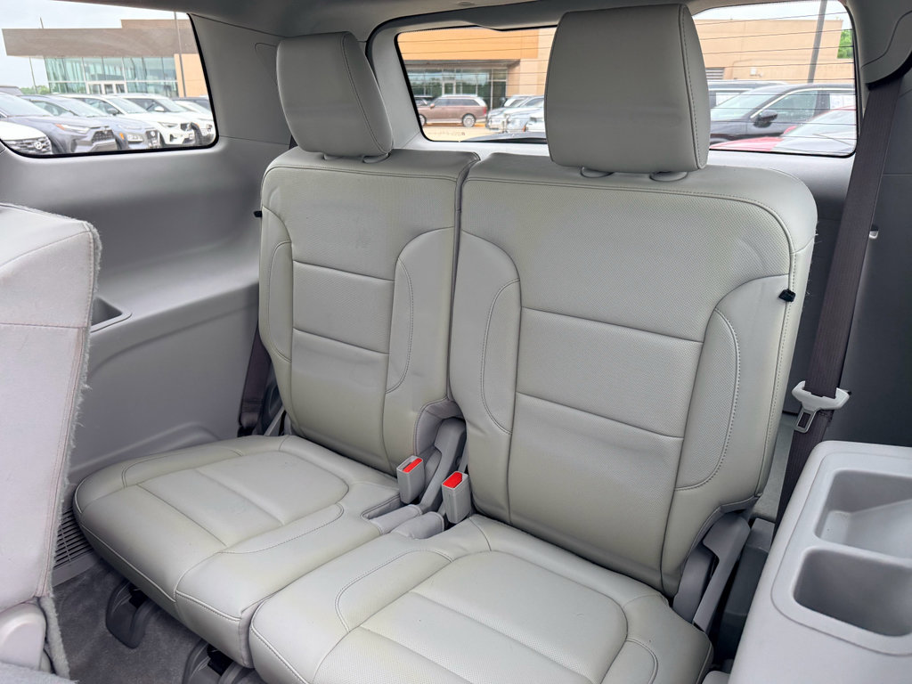 Used 2017 GMC Acadia SLT FWD image 27