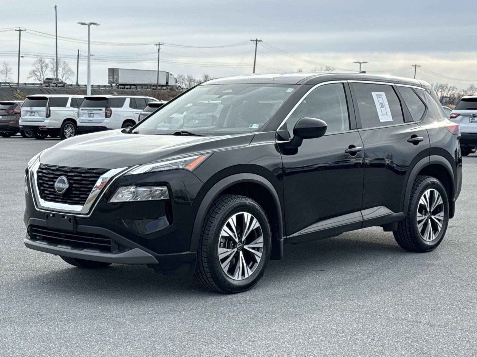 Used 2023 Nissan Rogue SV image 27
