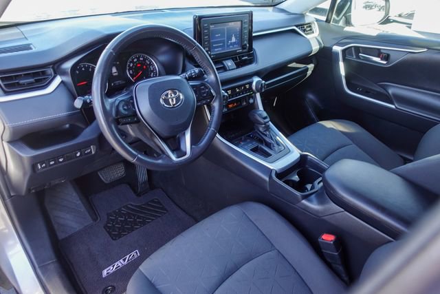Certified 2020 Toyota RAV4 XLE w/ Convenience Package image 15