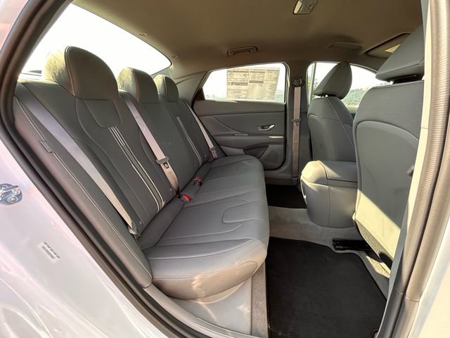 New 2025 Hyundai Elantra Sport image 33